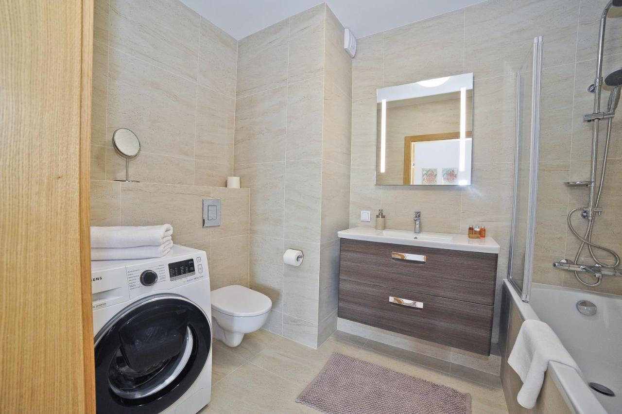 Grand Apartments - Three Bedrooms With Panorama Of The Old Town Gdańsk Kültér fotó